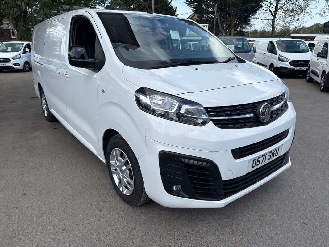 Vauxhall Vivaro 2.0 Sportive LWB thumbnail 3