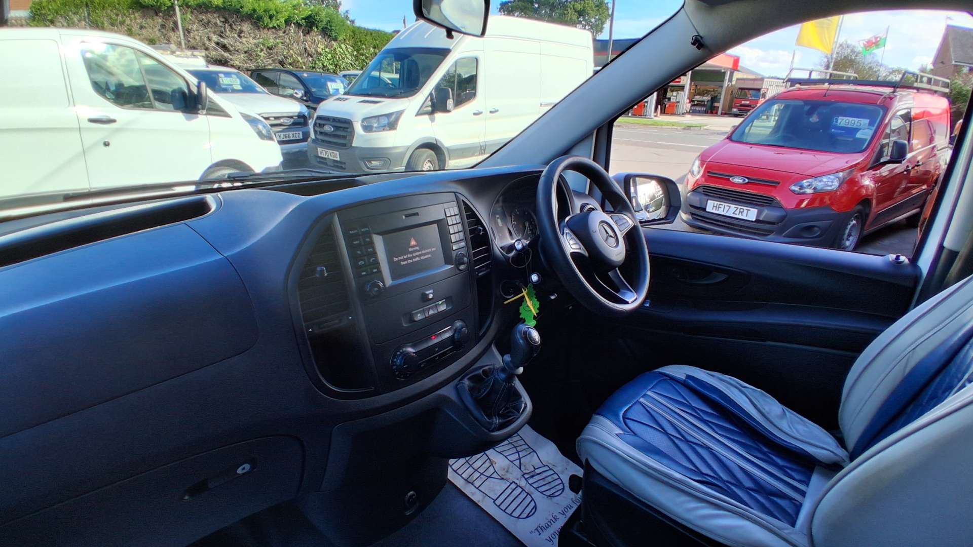 Mercedes-Benz Vito 2.1 114 CDI BlueTEC Crew Van Double Cab 5dr Diesel Manual RWD L3 Euro 6 (s/s) (XLWB) (136 ps) - Thumbnail 10