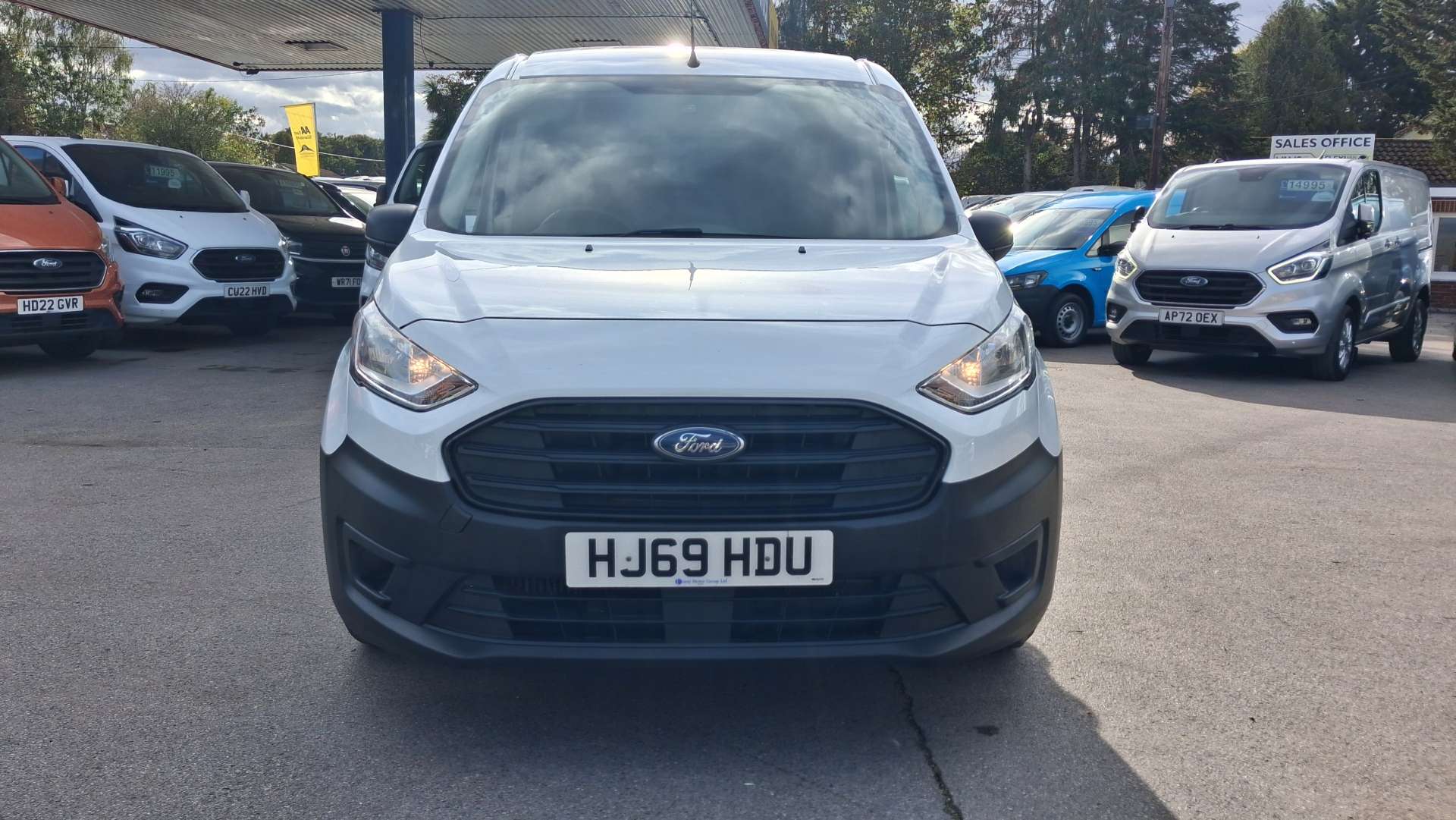 Ford Transit Connect 1.5 220 EcoBlue Crew Van Double Cab 6dr Diesel Manual L1 Euro 6 (s/s) (75 ps) thumbnail 3