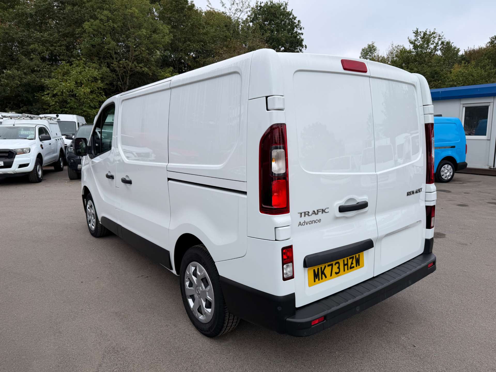 Renault Trafic 2.0 dCi Blue SL30 Advance Panel Van 5dr Diesel Manual L1 H1 Euro 6 (s/s) (130 ps) thumbnail 7