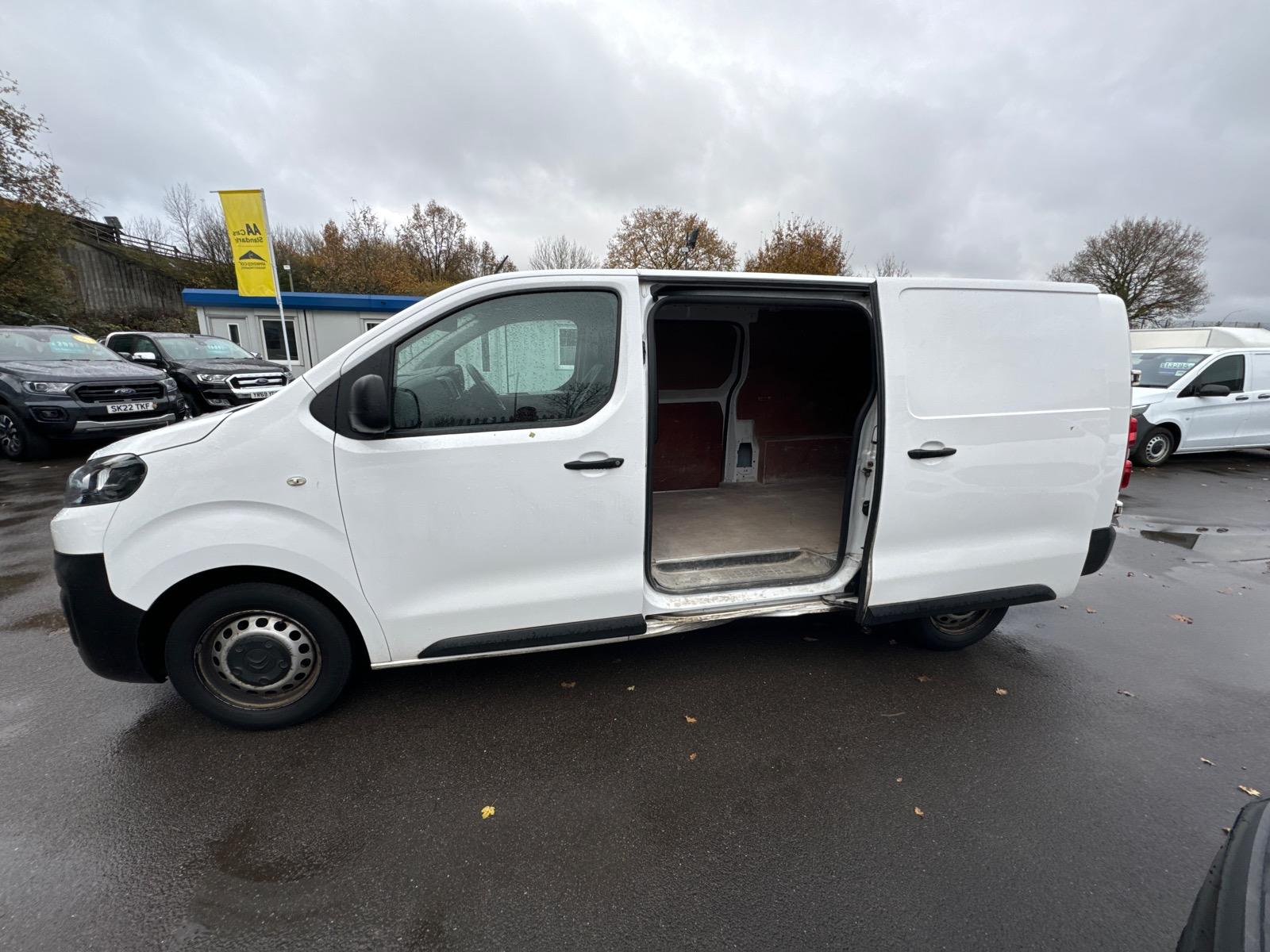Citroen Dispatch Enterprise XL - Thumbnail 4