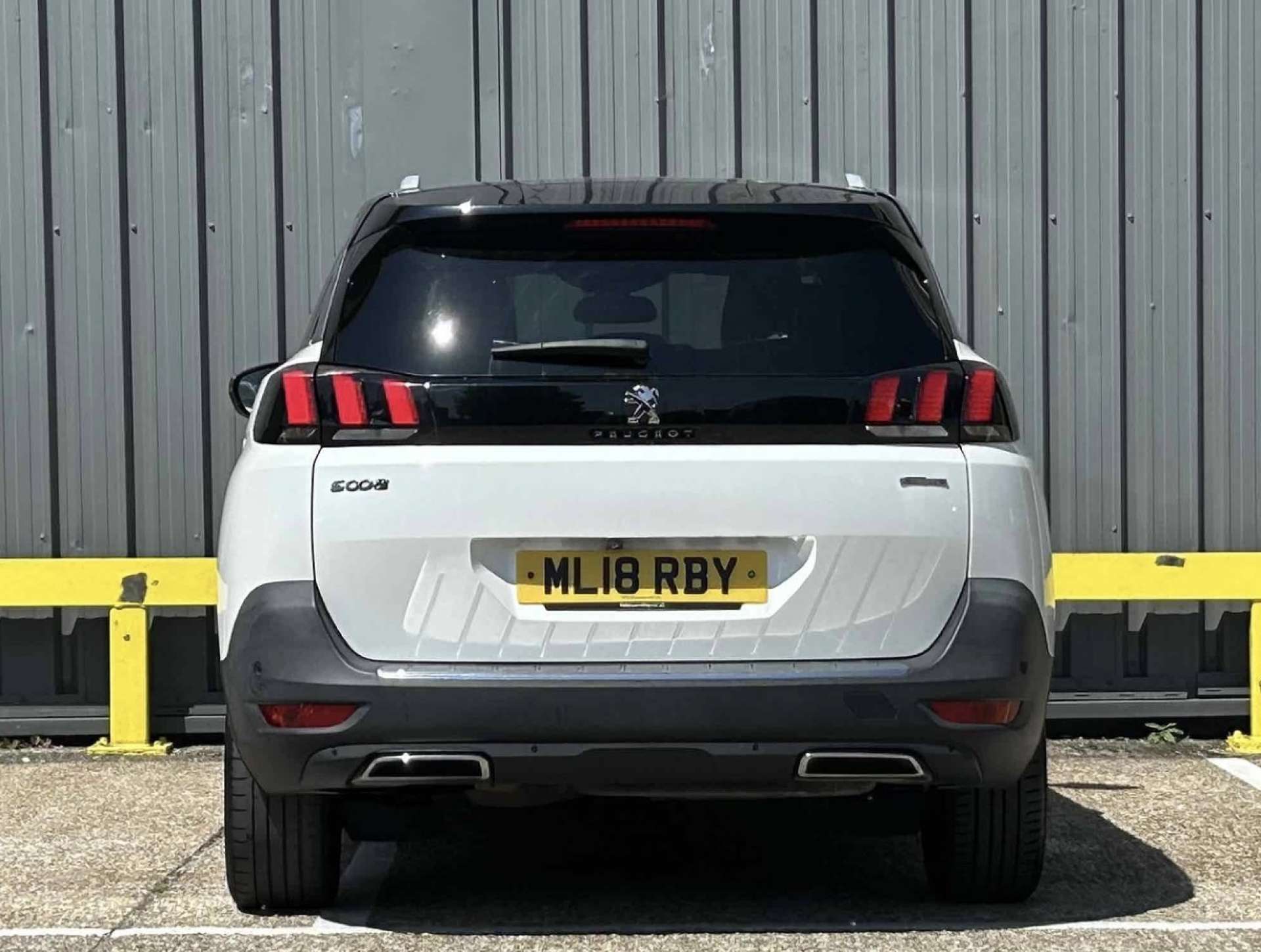 Peugeot 5008 PureTech GT Line SUV 1.2 Manual Petrol thumbnail 6