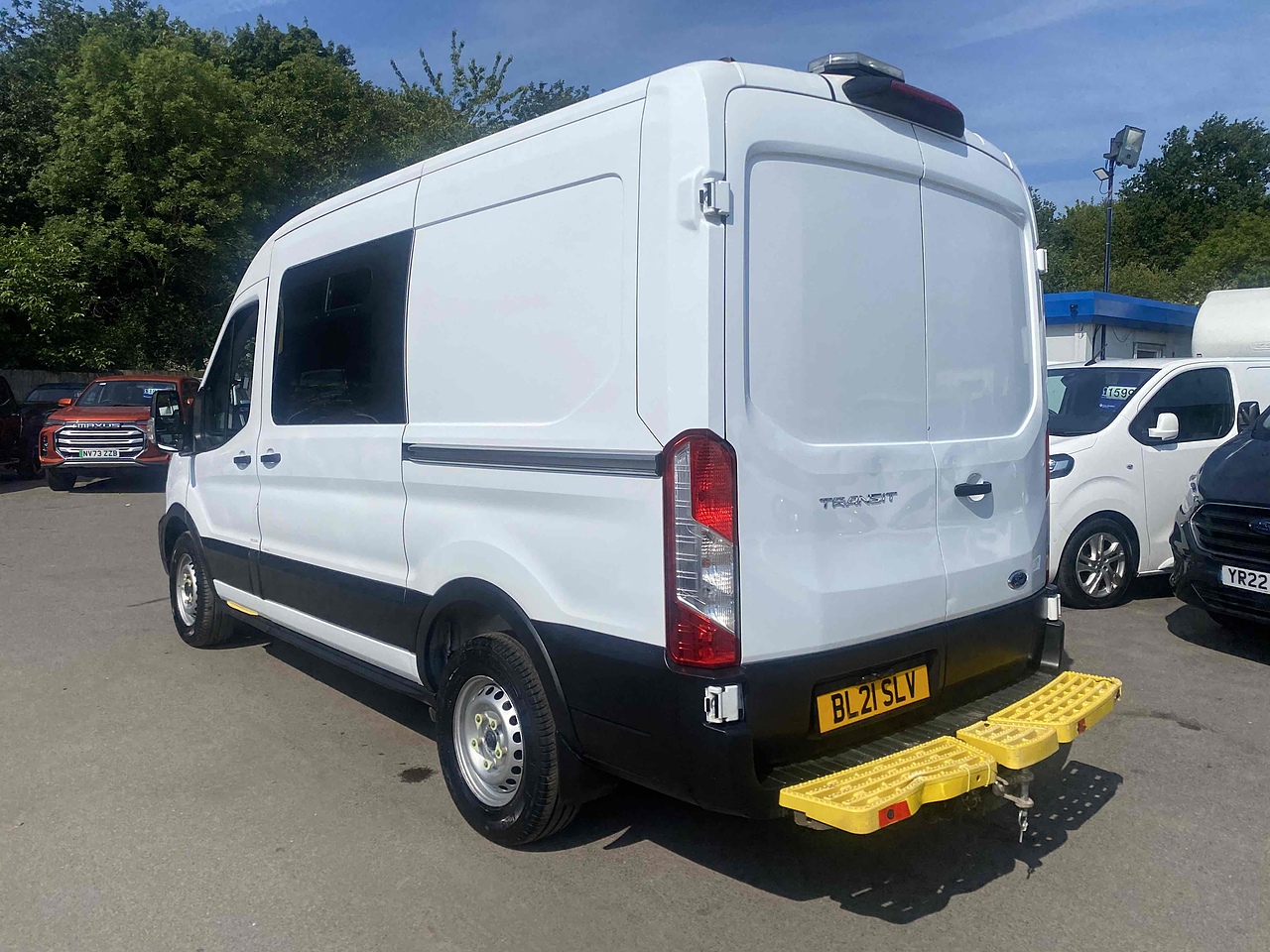 Ford Transit 350 Mess Van L2H2 - Thumbnail 4