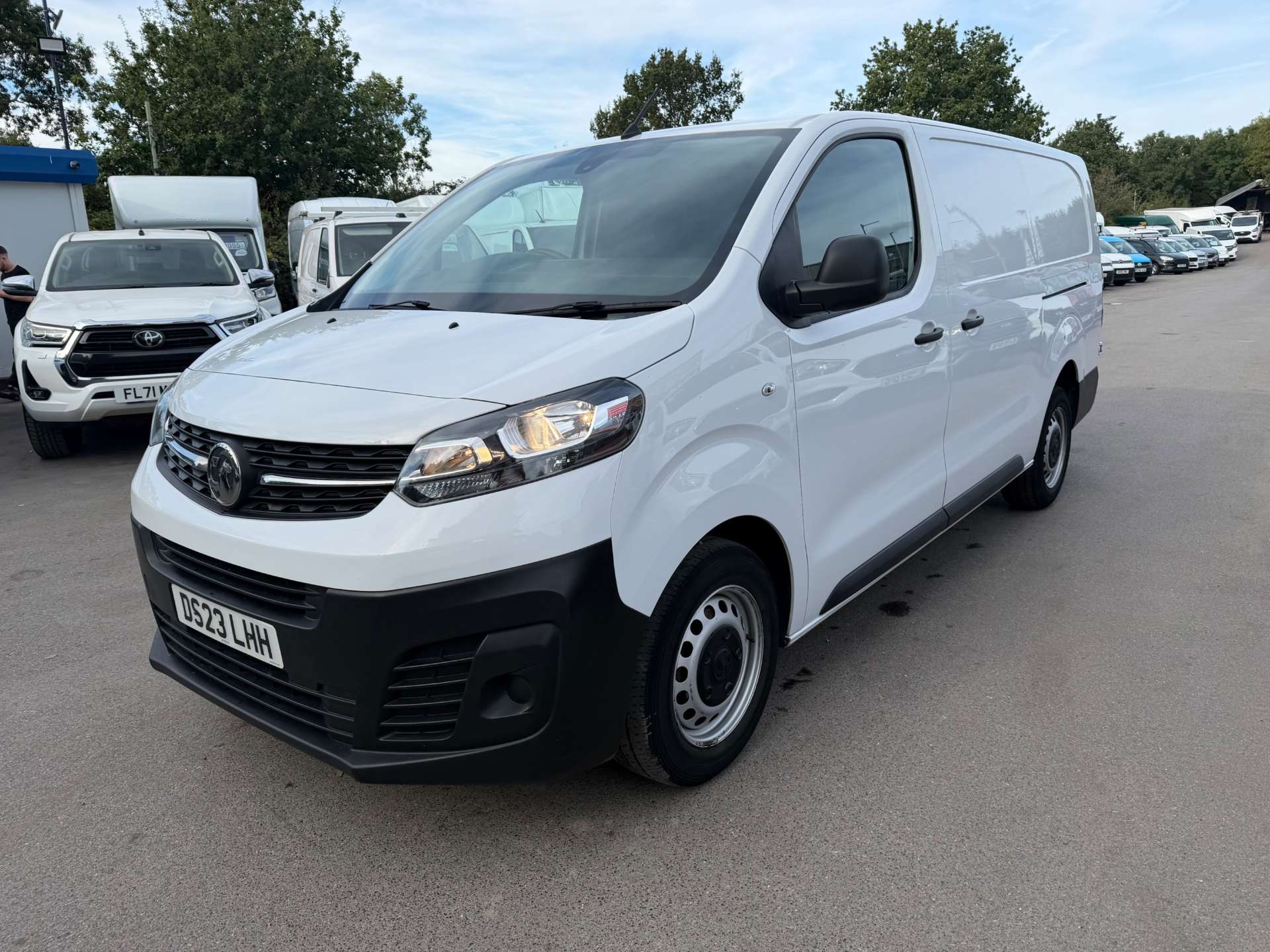 Vauxhall Vivaro 1.5 Turbo D 2900 Prime Panel Van 6dr Diesel Manual L2 H1 Euro 6 (s/s) (100 ps) thumbnail 2
