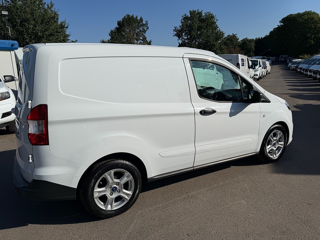Ford Courier EcoBoost Limited - Thumbnail 9