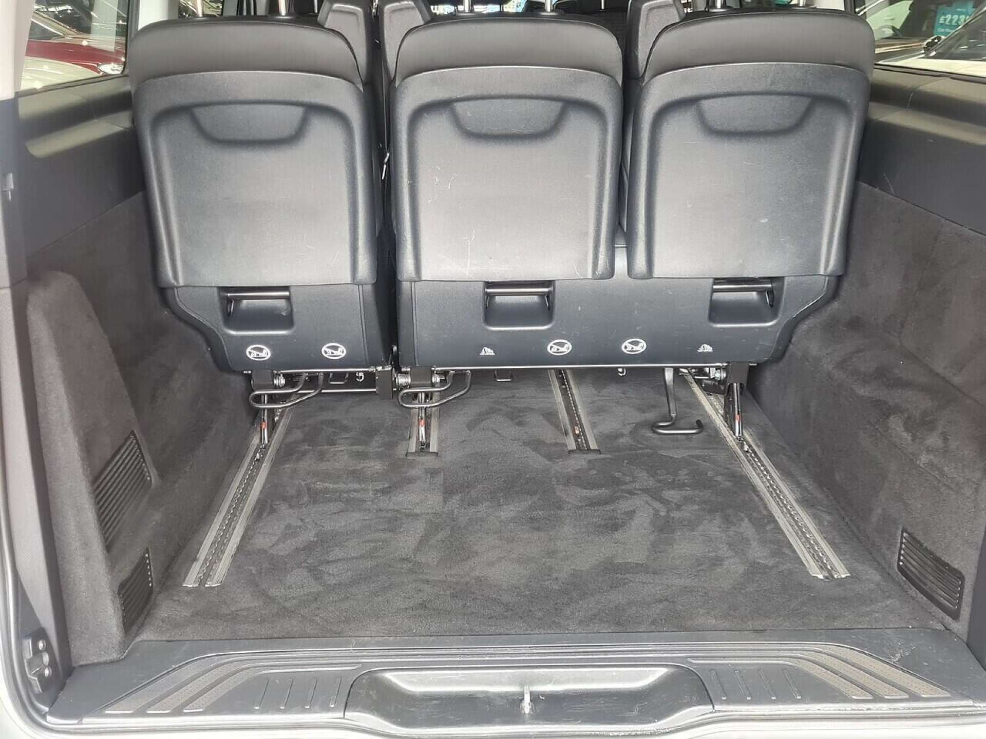 Mercedes-Benz Vito 119 CDI SELECT Minibus 2.1 Automatic Diesel - Thumbnail 10