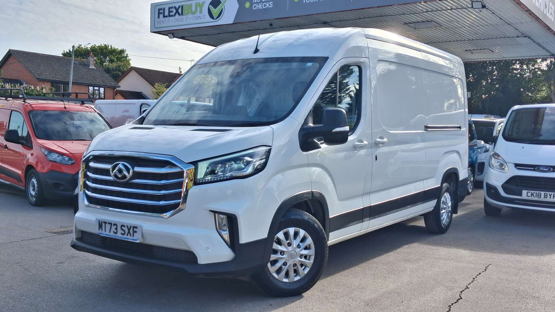 MAXUS Deliver 9 2.0 D20 LUX MT73 SXF