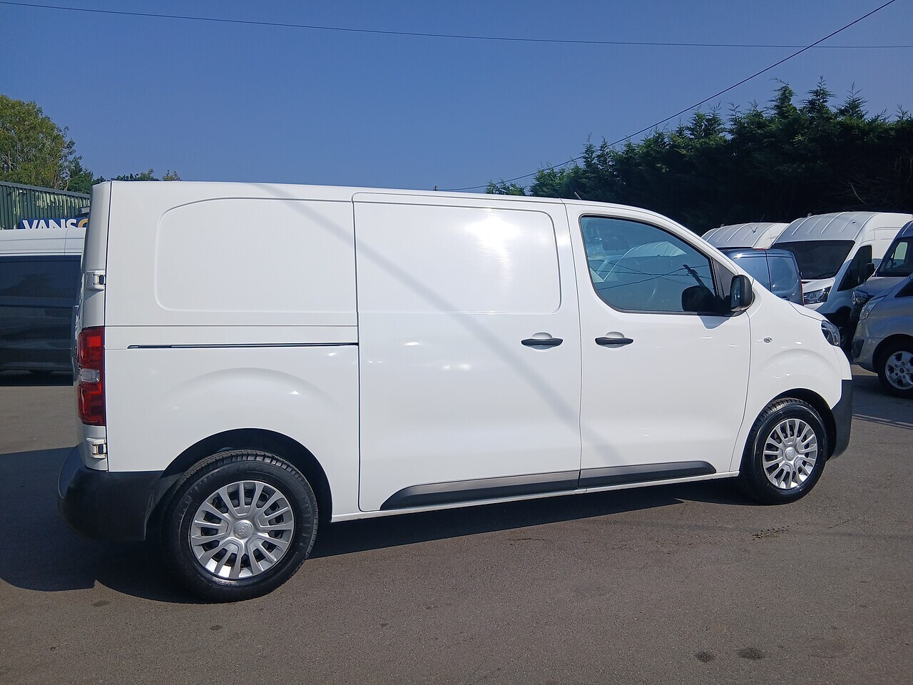 Toyota ProAce D Icon LWB - Thumbnail 7