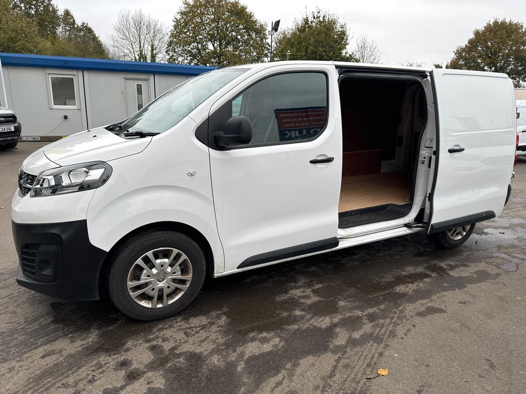 Vauxhall Vivaro Turbo D Dynamic L2 thumbnail 5