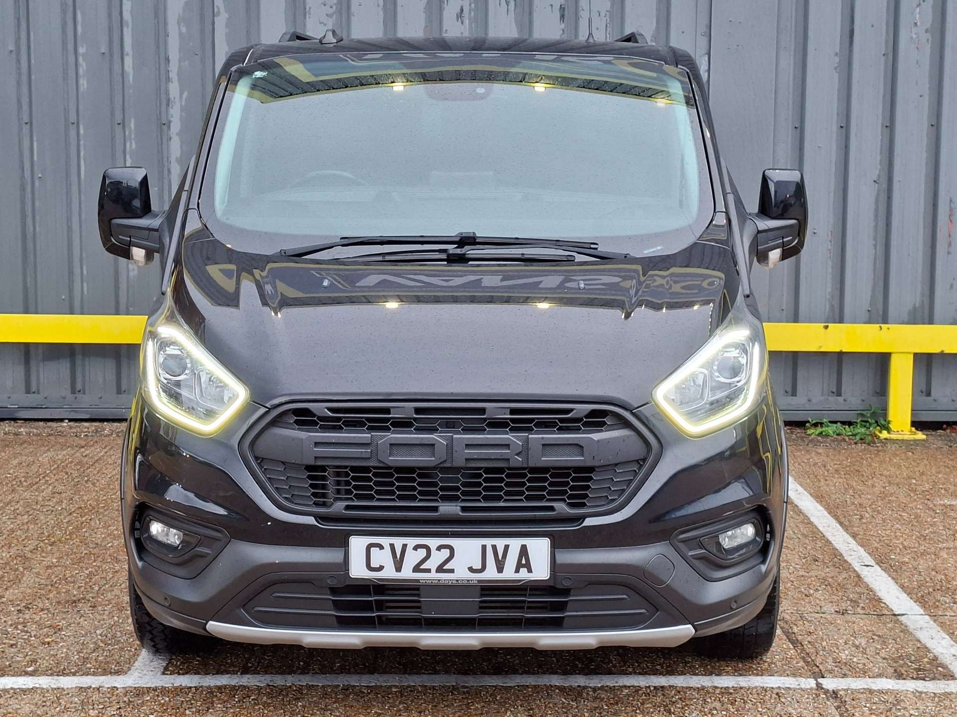 Ford Transit Custom 2.0 320 EcoBlue Trail Crew Van Double Cab 5dr Diesel Manual L1 H1 Euro 6 (s/s) (170 ps) thumbnail 5