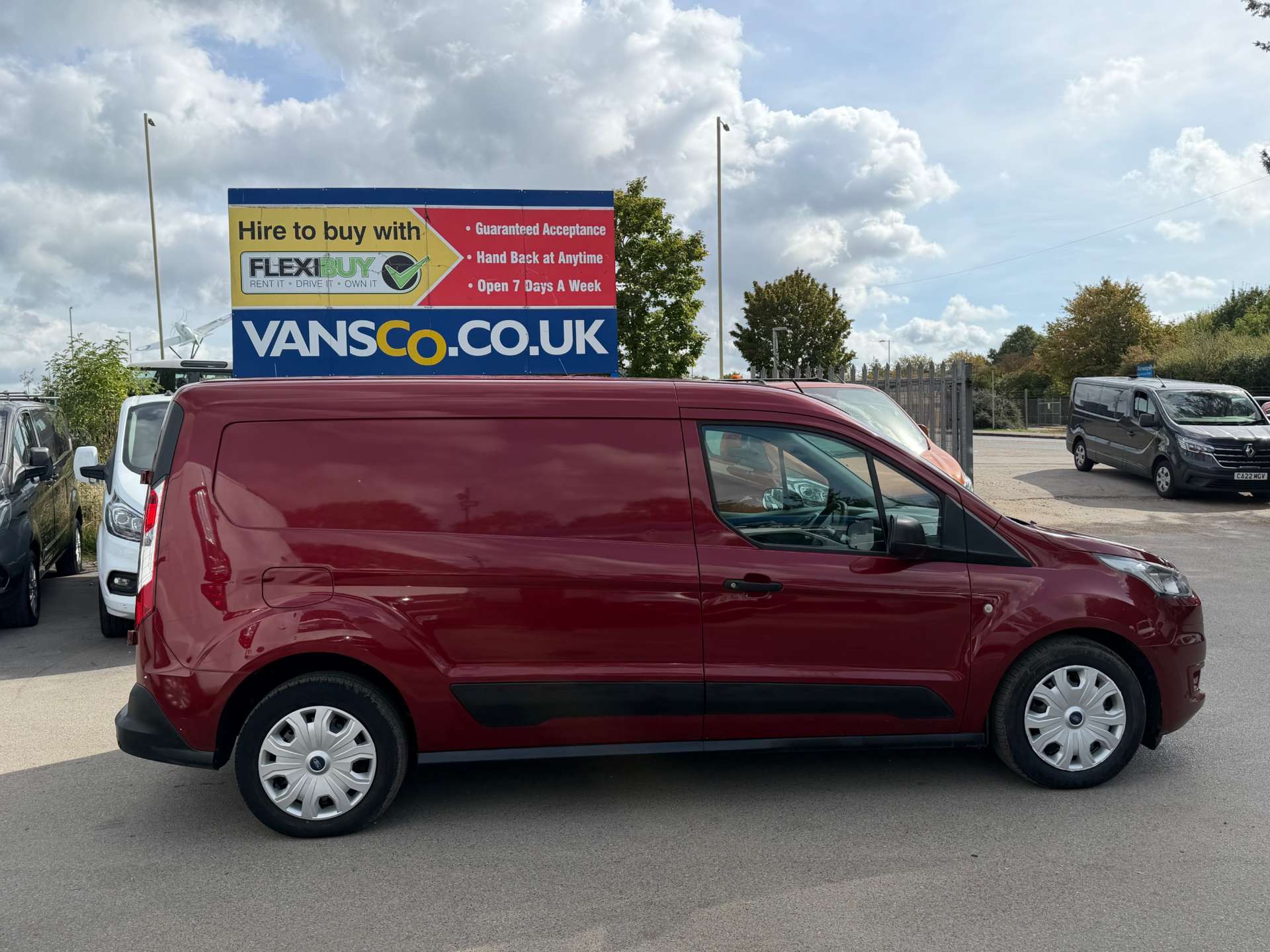 Ford Transit Connect 1.0 210 EcoBoost Trend Panel Van 5dr Petrol Manual L2 Euro 6 (s/s) (100 ps) thumbnail 8