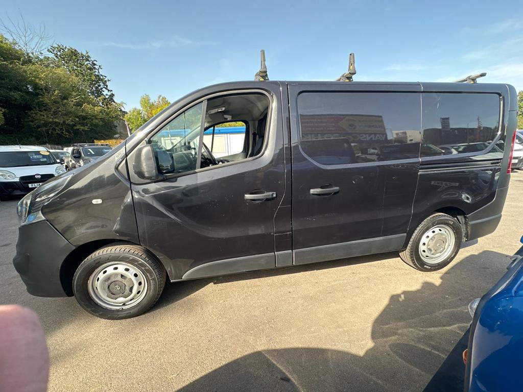 Vauxhall Vivaro CDTi AIR CON SWB thumbnail 3