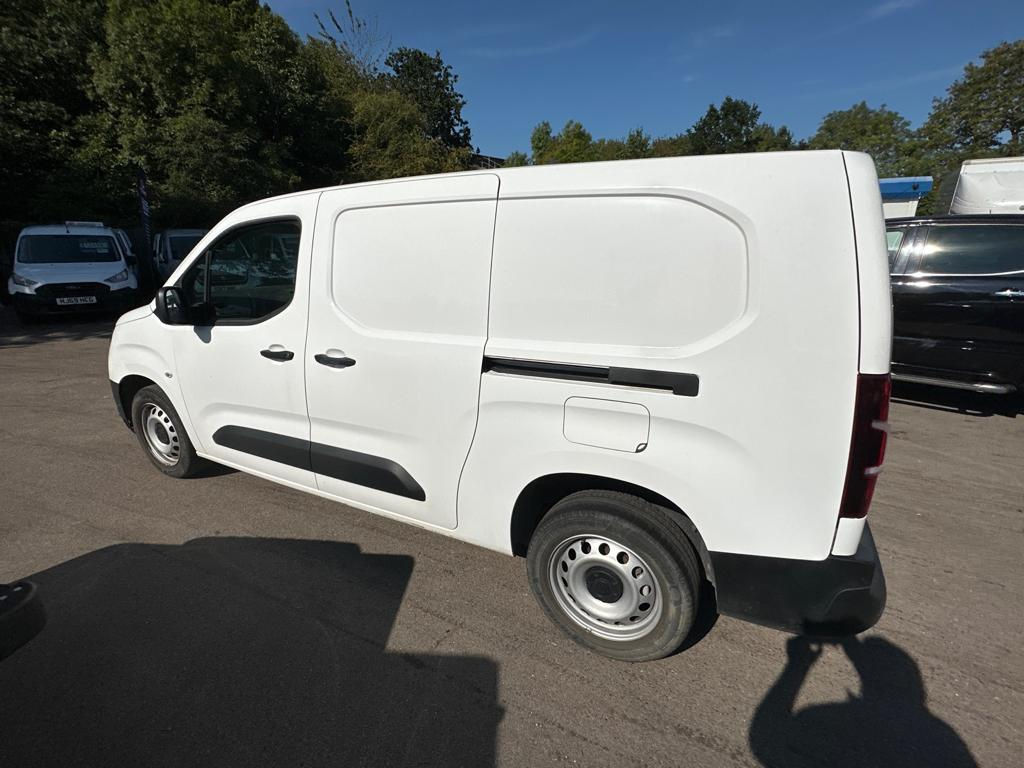 Vauxhall Combo Turbo D Dynamic thumbnail 6