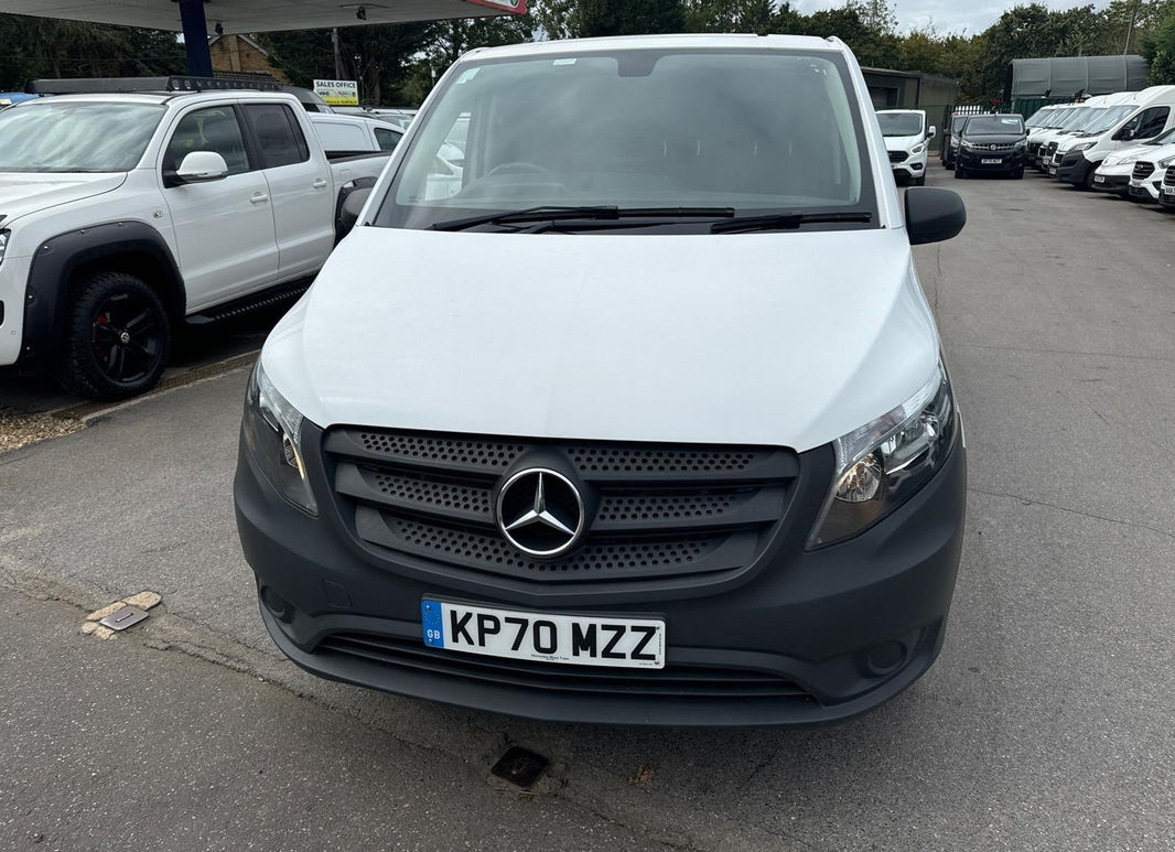 Mercedes eVito 114 e Pure L2 thumbnail 8