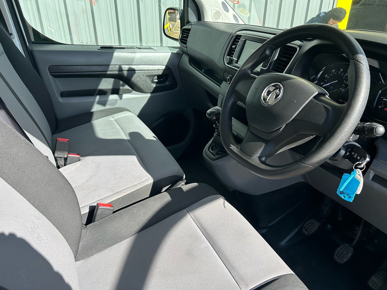 Vauxhall Vivaro Life MPV - Thumbnail 9