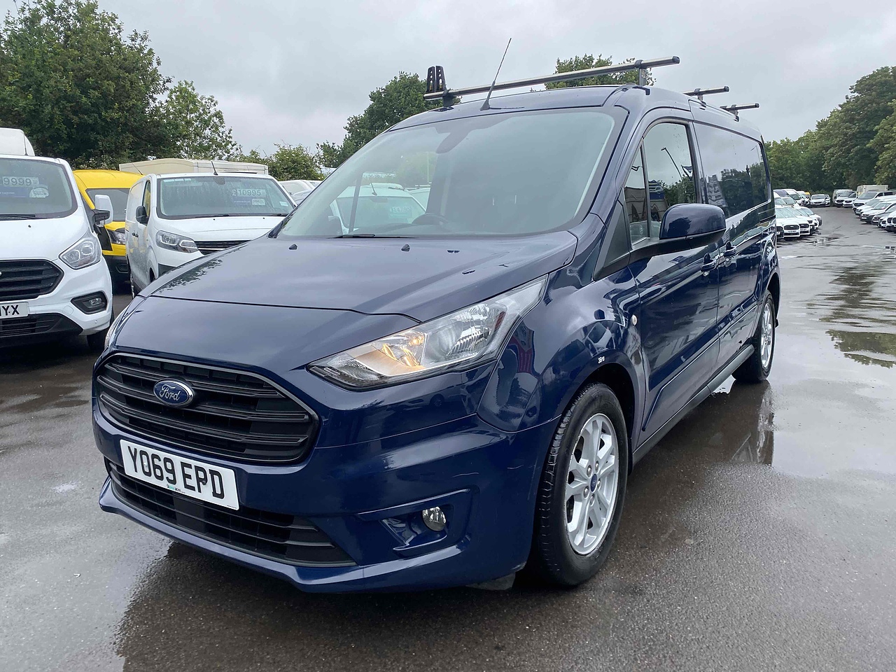 Ford Connect 1.5 240 Limited L2 - Image 1