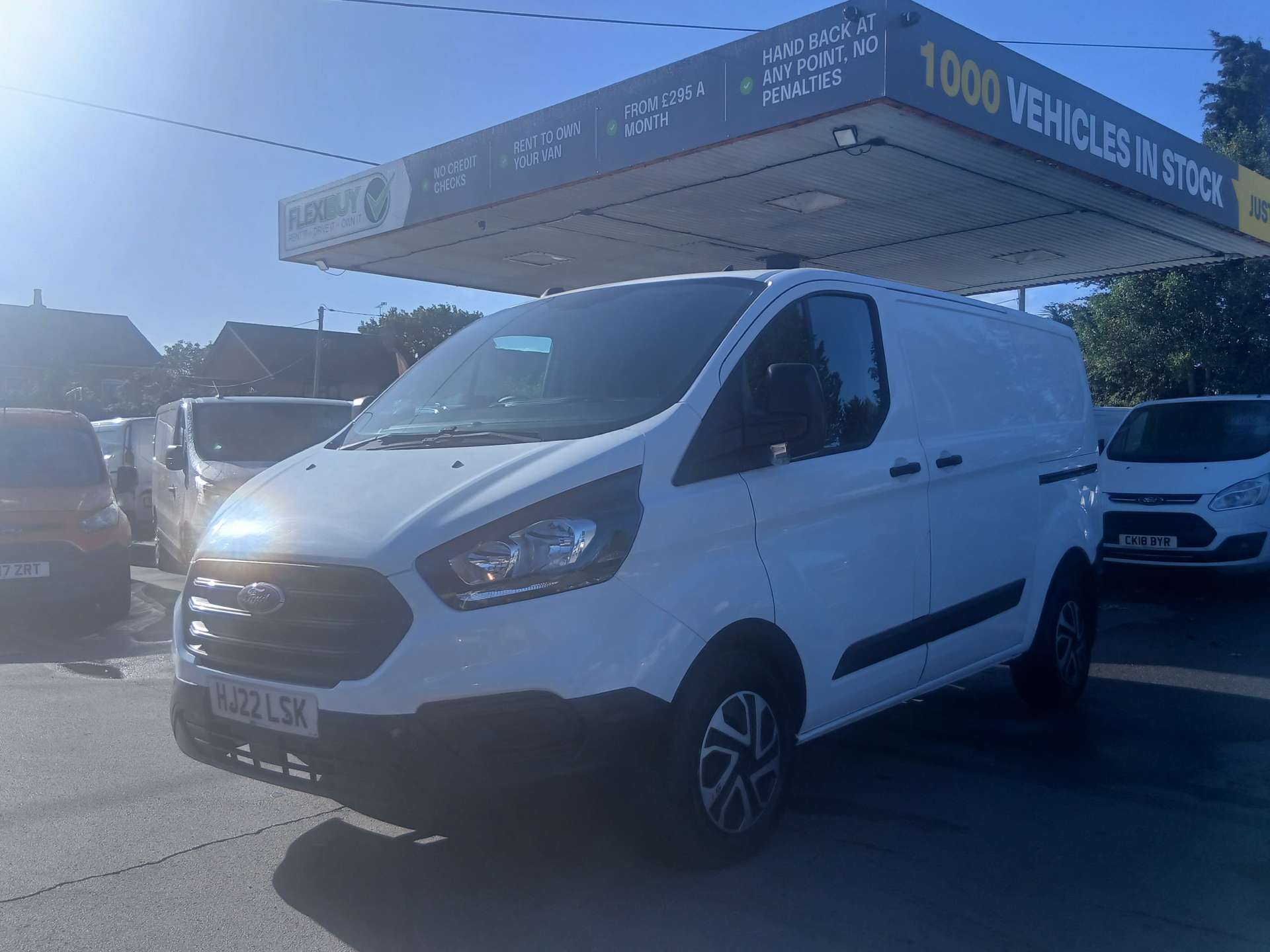 Ford Transit Custom 2.0 280 EcoBlue Leader Panel Van 5dr Diesel Manual L1 H1 Euro 6 (s/s) (105 ps) thumbnail 4