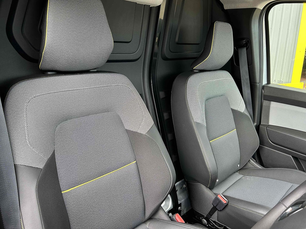 Renault Kangoo E-Tech ML19 Auto thumbnail 4