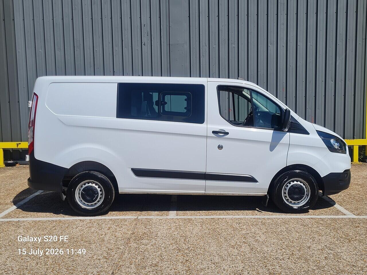 Ford Custom 280 Crew Van - Thumbnail 5