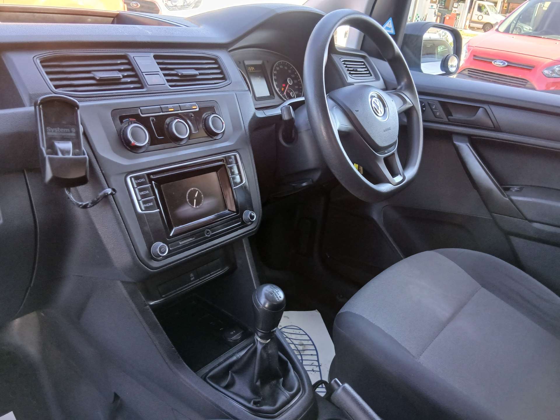 Volkswagen Caddy Maxi 2.0 TDI C20 BlueMotion Tech Startline Panel Van 6dr Diesel Manual LWB Euro 6 (s/s) (102 ps) thumbnail 5