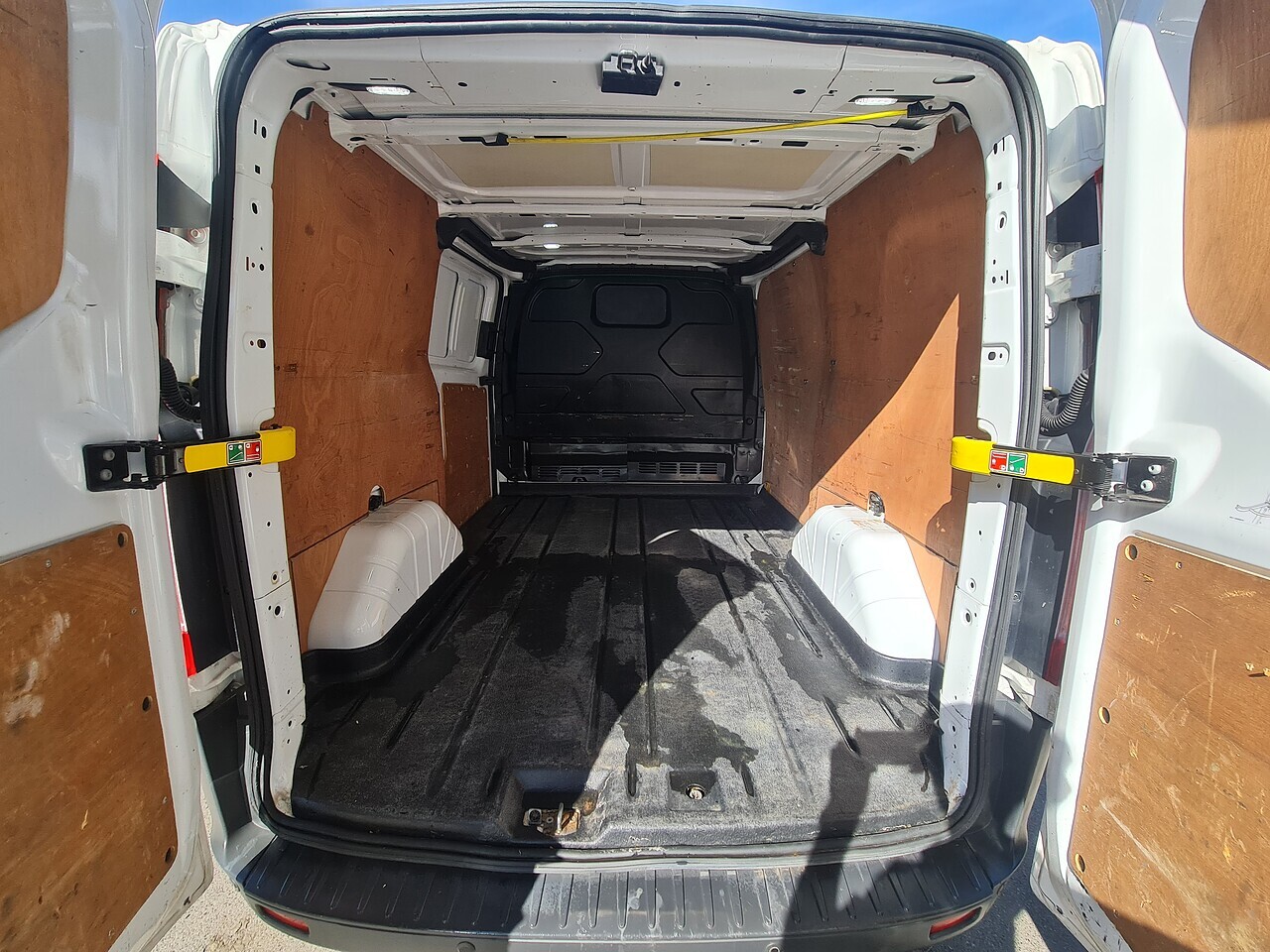 Ford Custom 2.0 TDCi 270 Trend L1 - Thumbnail 9