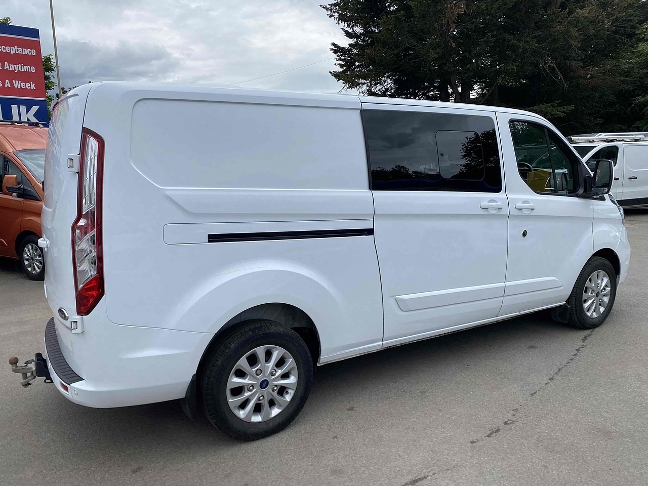 Ford Custom 300 CREW VAN Limited - Thumbnail 7