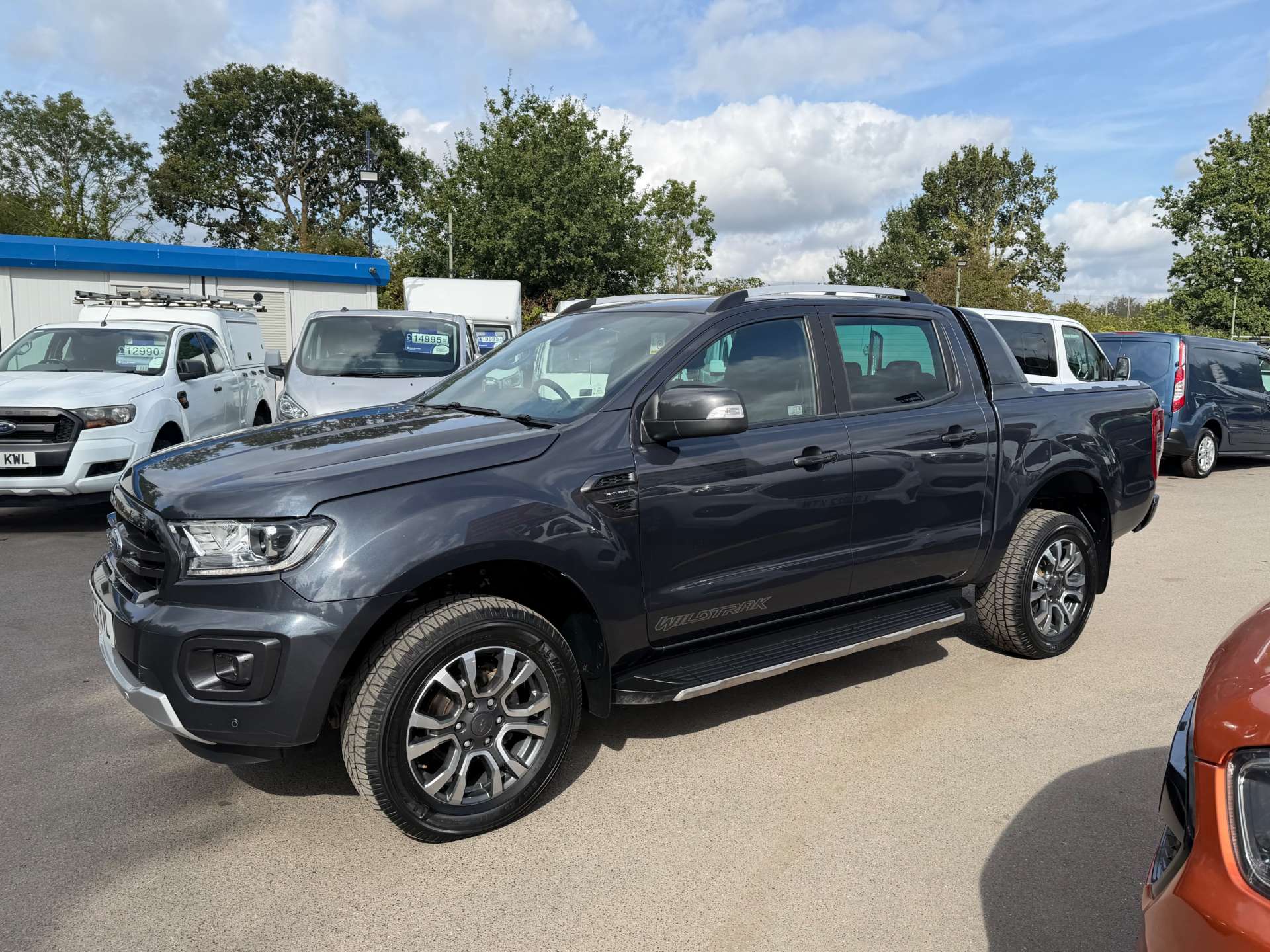 Ford Ranger 2.0 EcoBlue Wildtrak Pickup Double Cab 4dr Diesel Auto 4WD Euro 6 (s/s) (213 ps) thumbnail 3