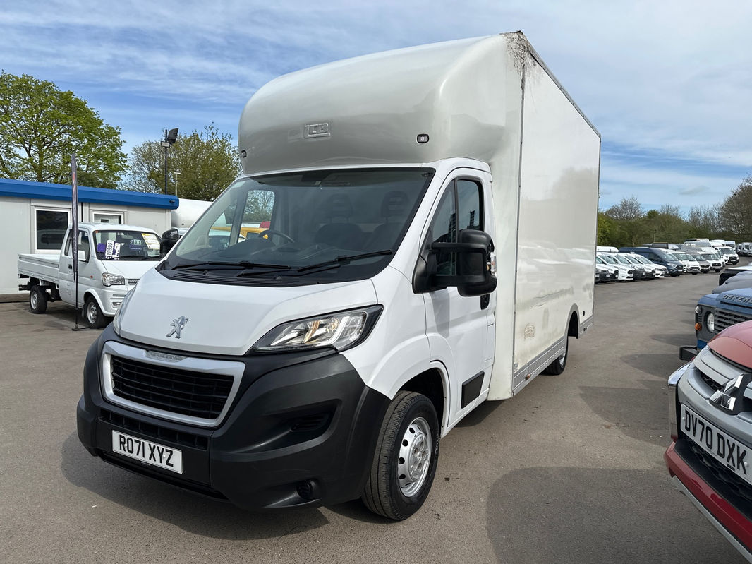 Peugeot Boxer L4 LUTON WITH A/C thumbnail 4