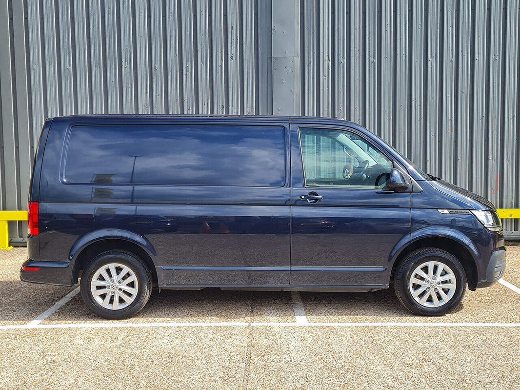 VW Transporter T30 Highline Auto thumbnail 4