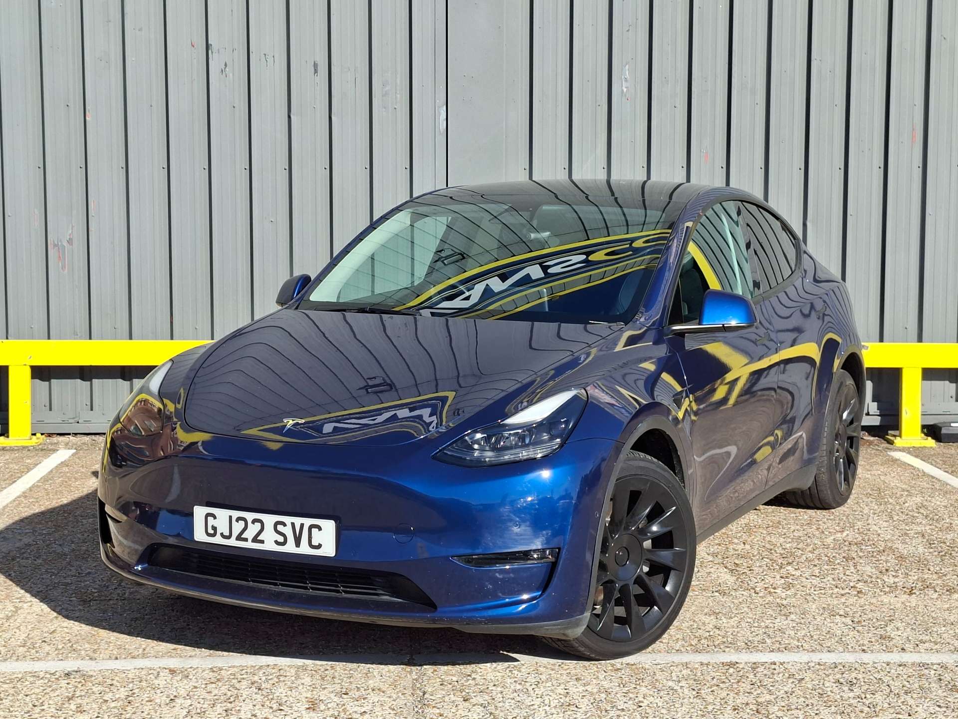 Tesla Model Y (Dual Motor) Long Range SUV 5dr Electric Auto 4WDE (384 bhp) thumbnail 4