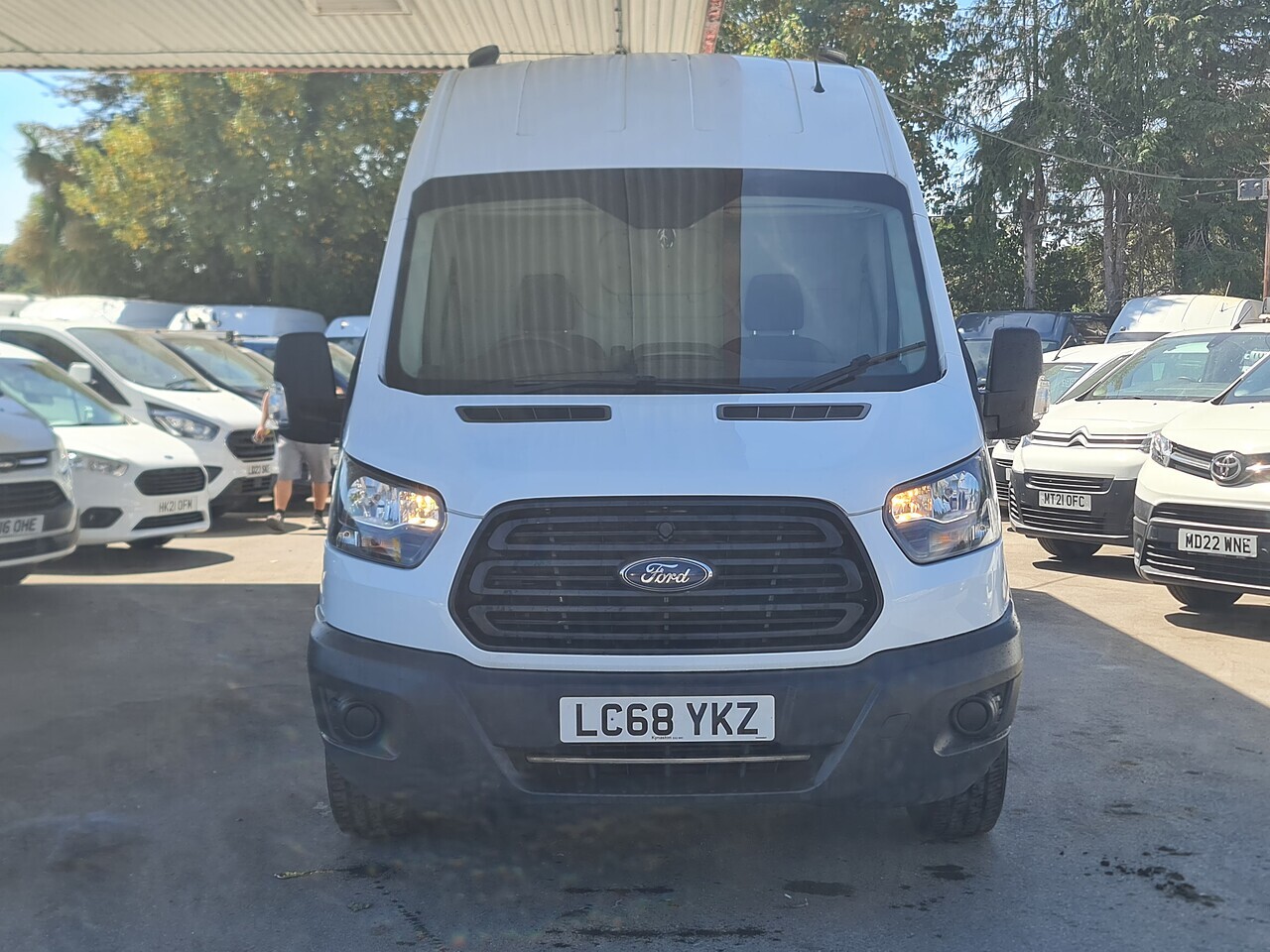 Ford Transit 350 EcoBlue L2 H3 - Thumbnail 3