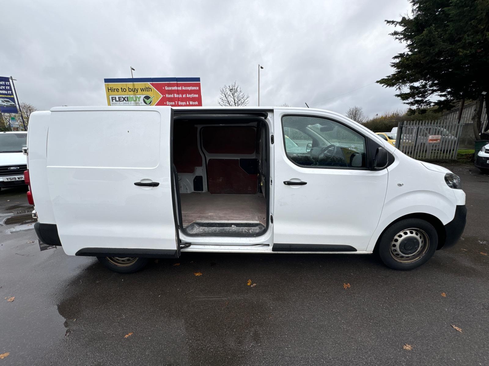 Citroen Dispatch Enterprise XL - Thumbnail 3