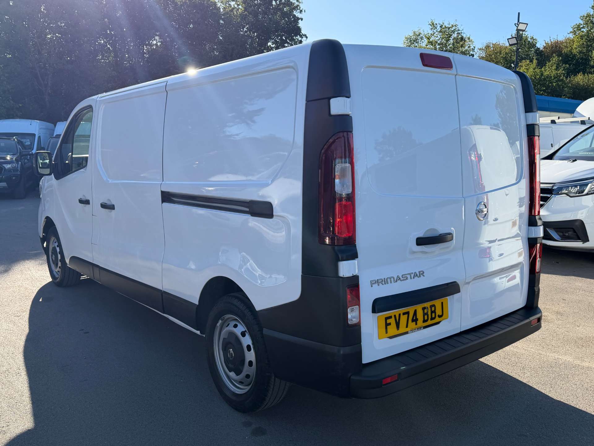 Nissan Primastar 2.0 dCi 30 Visia Panel Van 5dr Diesel Manual L2 H1 Euro 6 (s/s) (110 ps) - Thumbnail 5