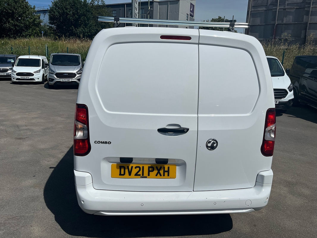 Vauxhall Combo Turbo D Sportive thumbnail 5