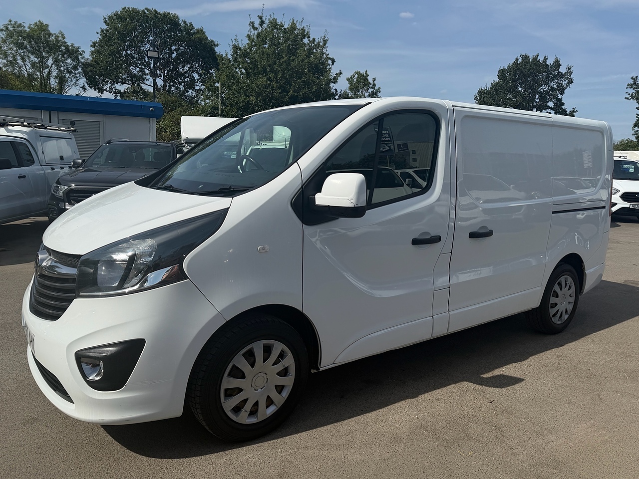 Vauxhall Vivaro Sportive - NO VAT - Thumbnail 4