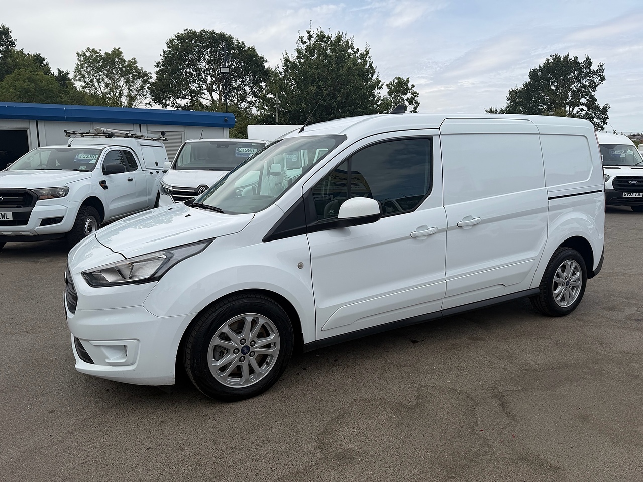 Ford Connect 1.5 250 Limited L2 - Thumbnail 4