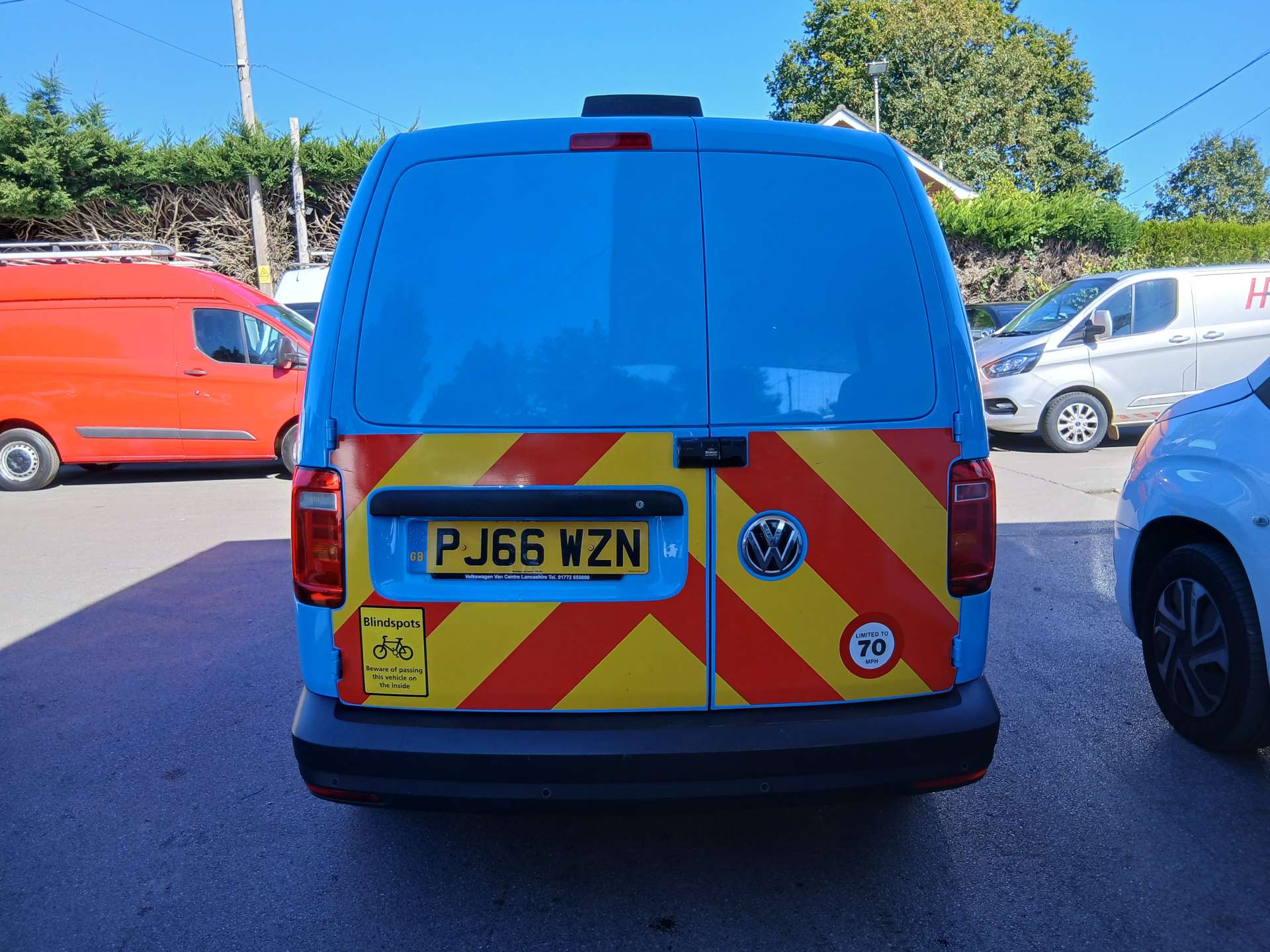 Volkswagen Caddy Maxi 2.0 TDI C20 BlueMotion Tech Startline Panel Van 6dr Diesel Manual LWB Euro 6 (s/s) (102 ps) - Thumbnail 9