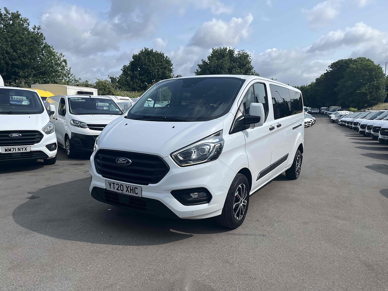 Ford Custom 320 9 SEATER TREND - Thumbnail 5