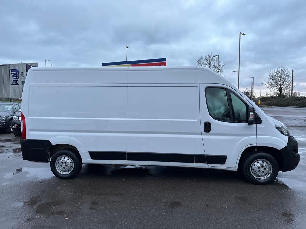 Peugeot Boxer 335 L3 Professional thumbnail 5