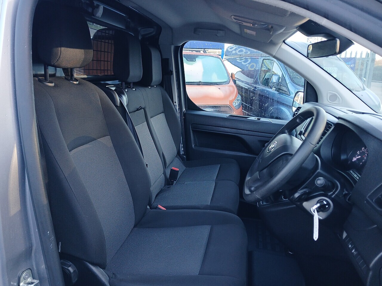 Toyota ProAce 2.0D Icon LWB - Thumbnail 8