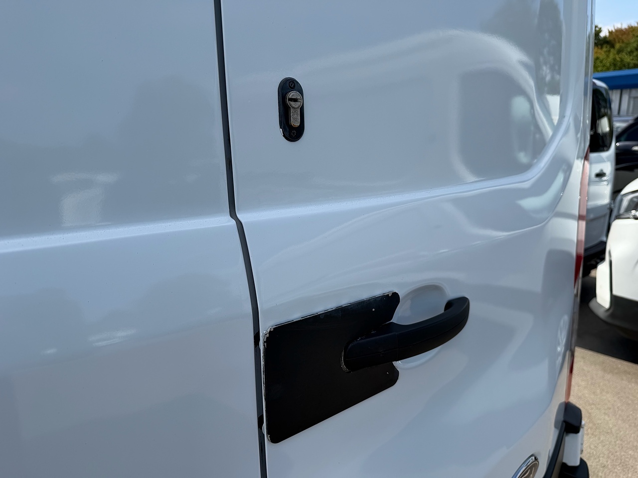 Ford Transit 350 MHEV Limited - Thumbnail 8