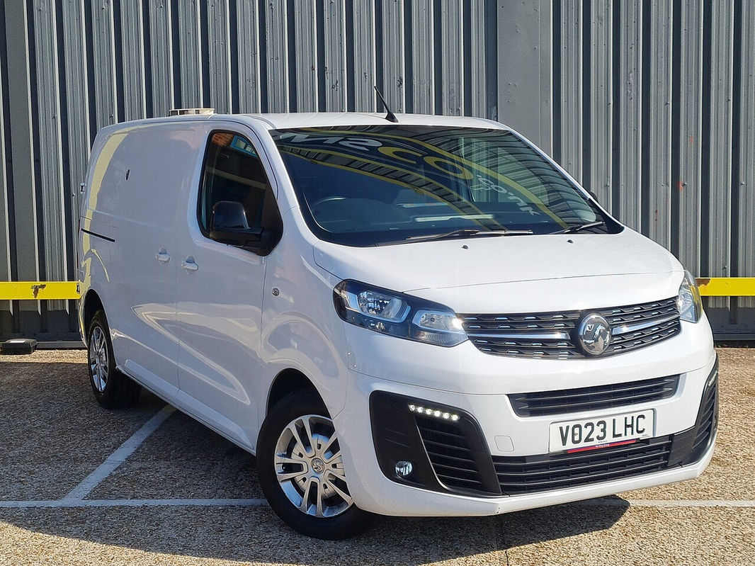 Vauxhall Vivaro Turbo D Sportive thumbnail 4