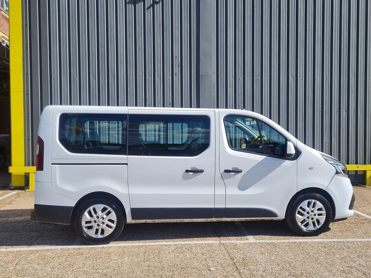 Renault Trafic - Wheel Chair Ramp - Thumbnail 9