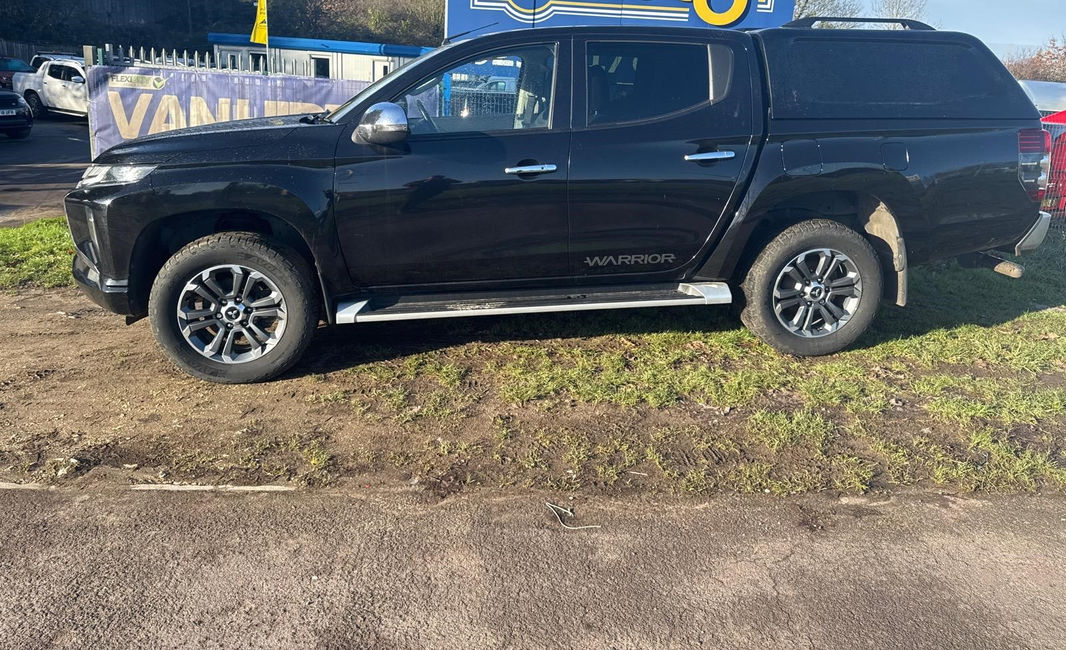 Mitsubishi L200 DC Warrior thumbnail 5