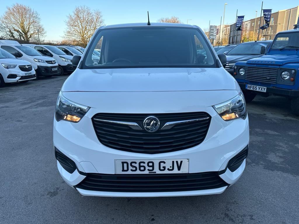 Vauxhall Combo Turbo D Sportive - Thumbnail 4