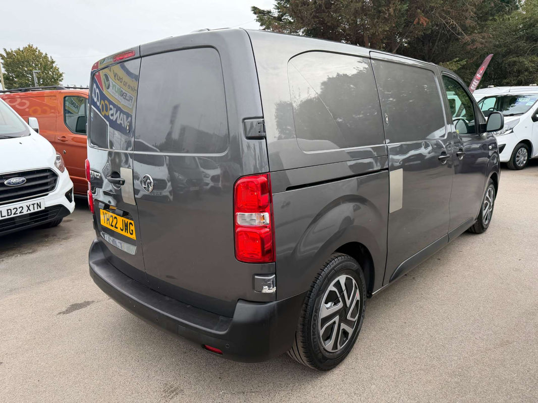 Vauxhall Vivaro 1.5 Turbo D 2700 Dynamic Panel Van 6dr Diesel Manual L1 H1 Euro 6 (s/s) (120 ps) thumbnail 6