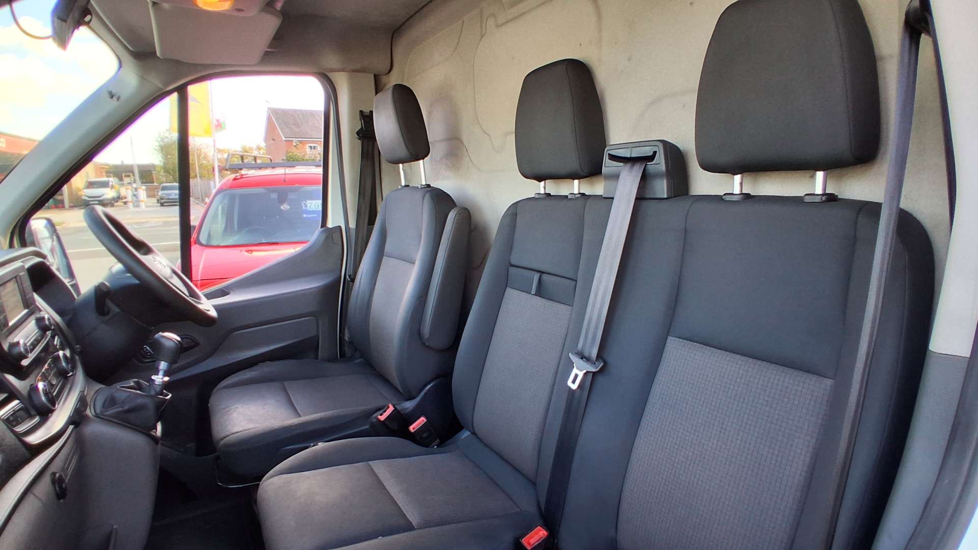 Ford Transit 2.0 350 EcoBlue Leader Panel Van 5dr Diesel Manual FWD L3 H3 Euro 6 (s/s) (130 ps) - Thumbnail 9