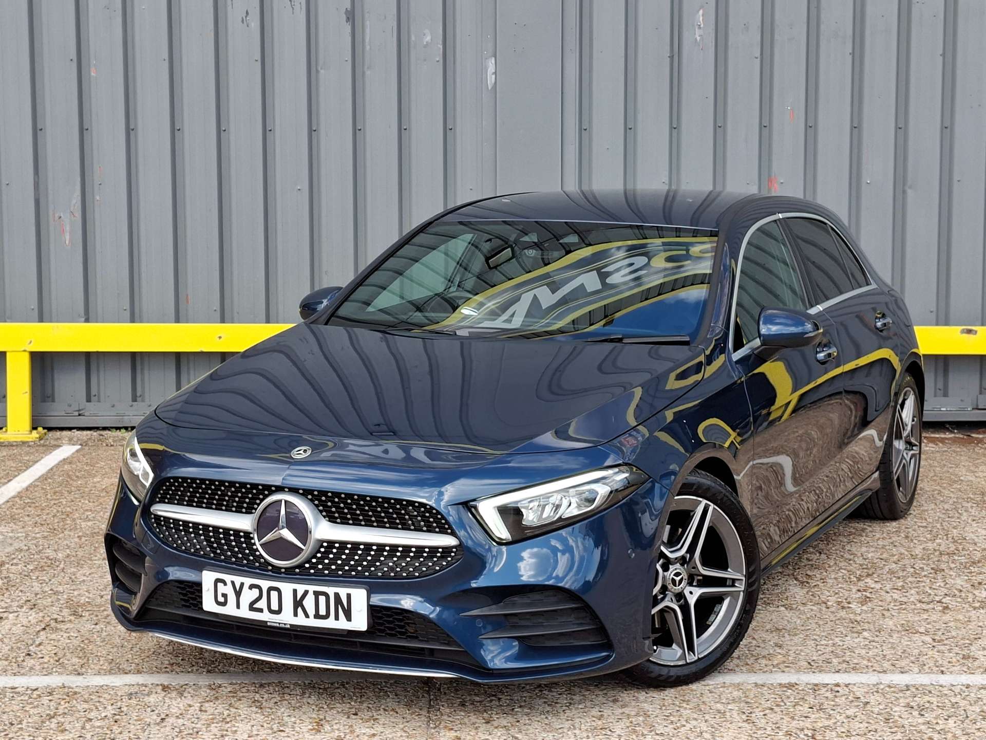 Mercedes-Benz A Class 1.3 A200 AMG Line (Premium 2) Hatchback 5dr Petrol 7G-DCT Euro 6 (s/s) (163 ps) thumbnail 3