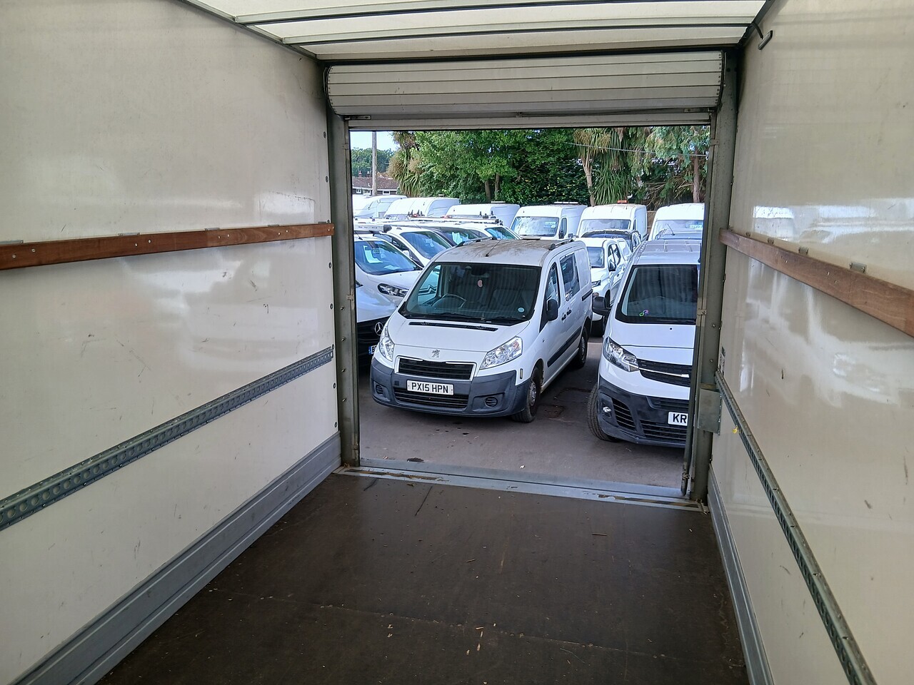 MAXUS Deliver 9 D20 Luton - Thumbnail 10