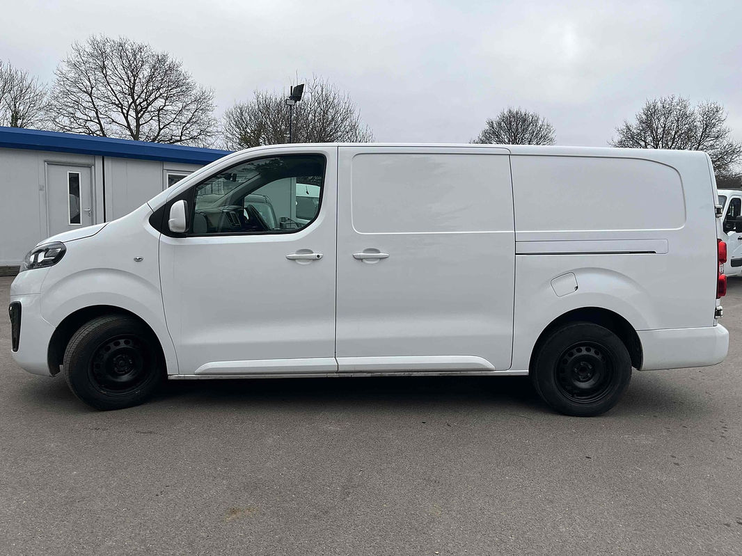 Vauxhall Vivaro Turbo Sportive L2 thumbnail 3